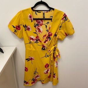 Summer Wrap Dress Size 6!